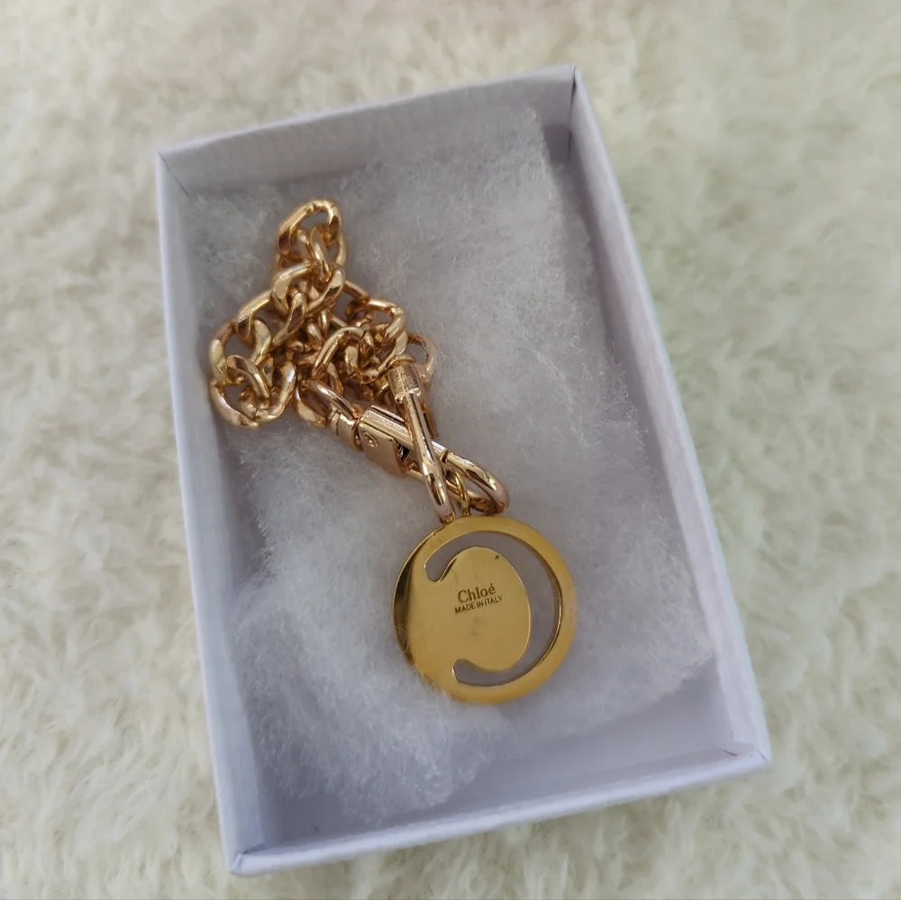 Authentic Chloe' charm Pendant Charm With Generic Chain And Fragrance Sample - Picture 3 of 8